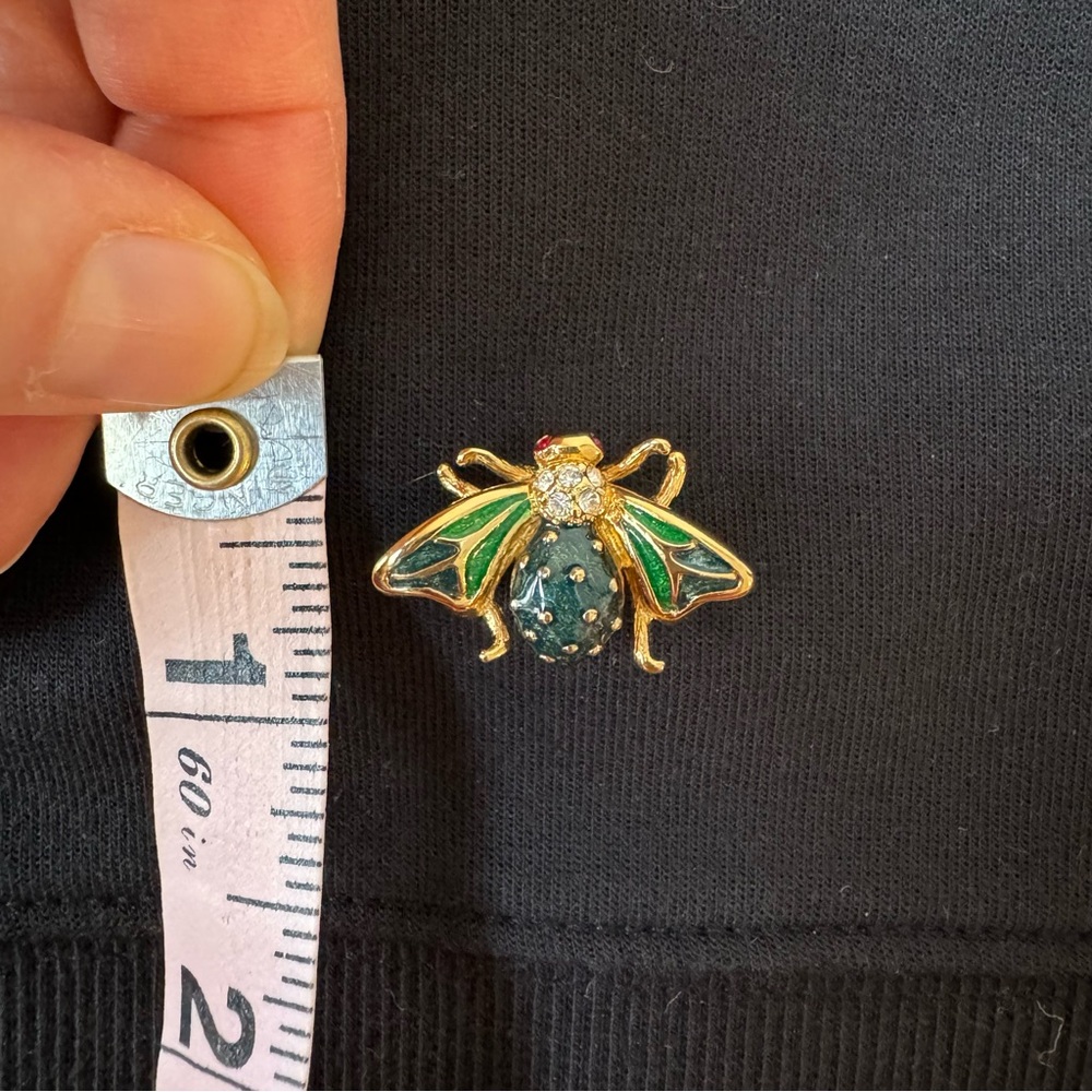 Emerald Green & Gold Plated Bee Brooch